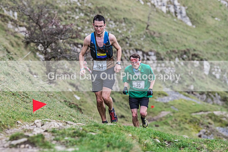 Litton-283 - Litton Christmas Cracker Fell Race (Limestone Series) Sunday 14th December 2025