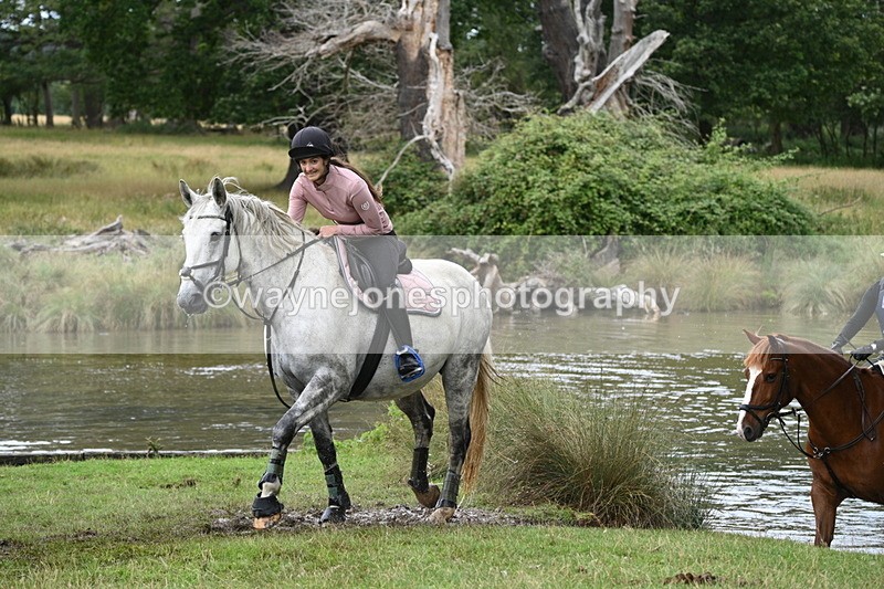 WJ7_3805 - Time at Water 12:52 to 13:22