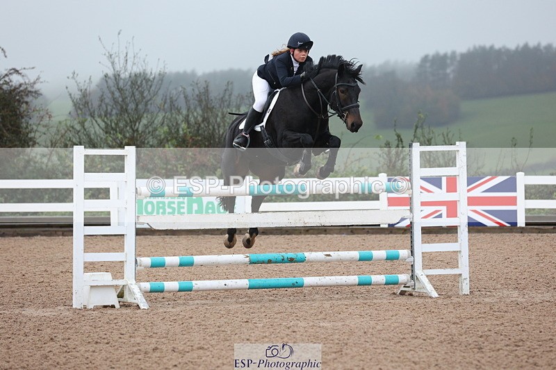 231112A-134142-04609 - Cls 20 Newcomers & 1.10m Open