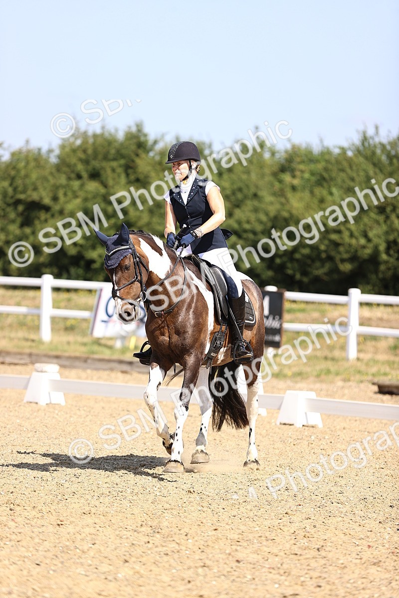 SBM_009412 - Novice 5 - 9.50-10.53