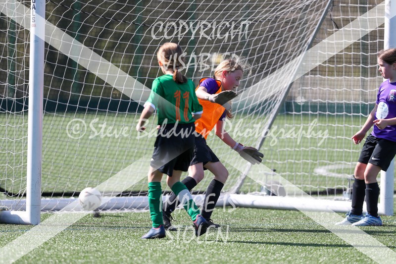 1DX20432 - 2026-03-21 FC Abbey Meads U9 Purple Girls V Stratton Juniors FC U9 Pheonix Girls