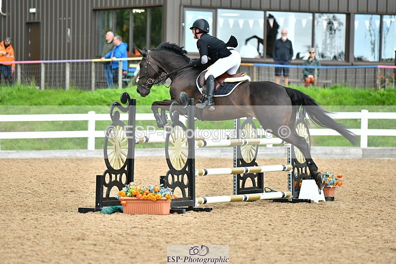 230812A-170051-10654 - Cls 30 A&B 1.10m Nat Am Qual & 1.10m Open