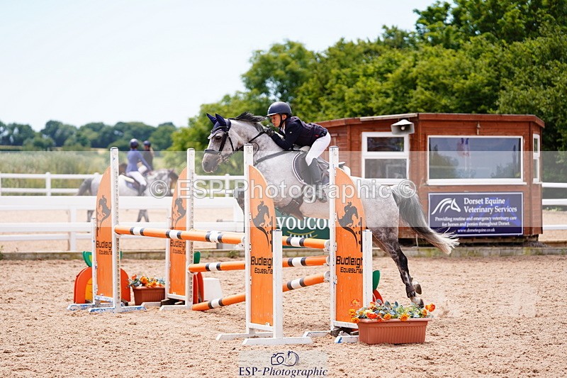 240629A-130600-05563 - Cls 18 Newcomers and 1m Open