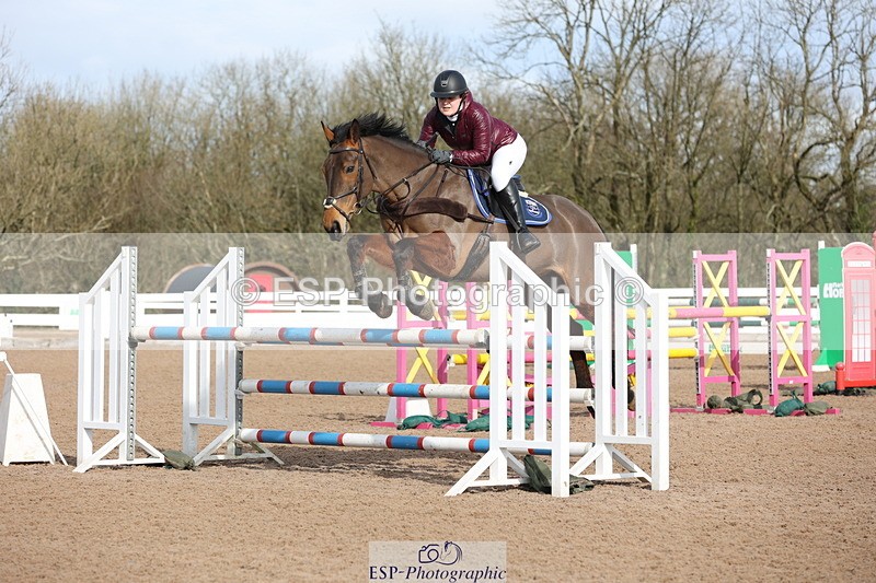 240223A-113135-00889 - Cls 4 Snr 1.05m Open