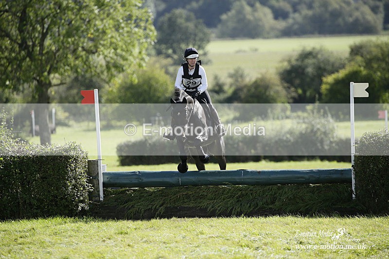  WWHT 031021 2979 - Intermediate (0.90m)  03/10/21