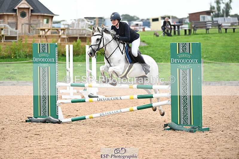 240907A-142308-02336 - Cls 4 Pony Big Team 95cm & 1.05m