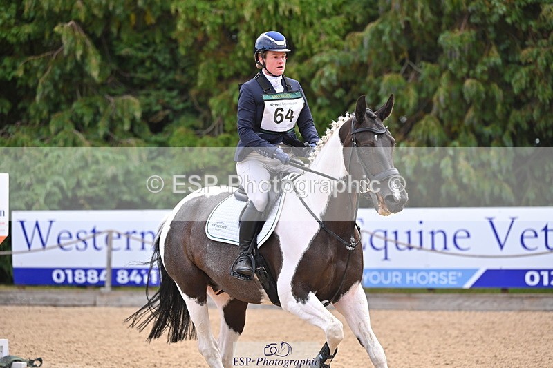 250802A-102435-00537 - B-064-Kathryn.Board-LANGALLER.BLUE.MOON