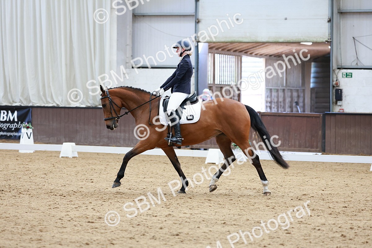 SBM_008490 - Class 6b - Novice 6 - 9.28-10.41