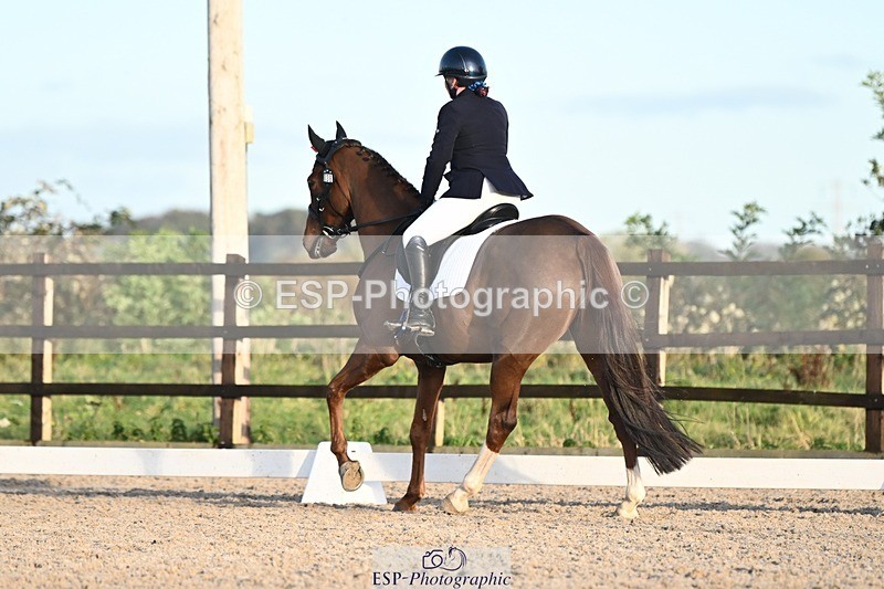 231105-154140-03864 - Cls 5 Novice 27 15.35 to 16.54 break