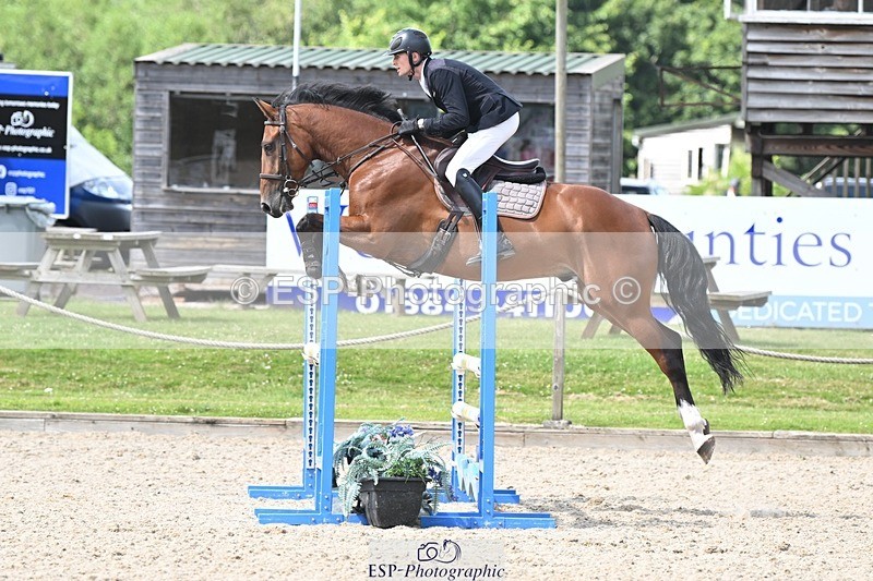 240704-153104-04622 - Cls 8 Discovery and 1m Open