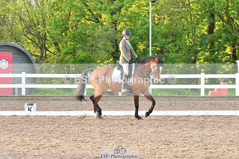 230511A-200353-01977 - UnAff Cls 5 Novice 28