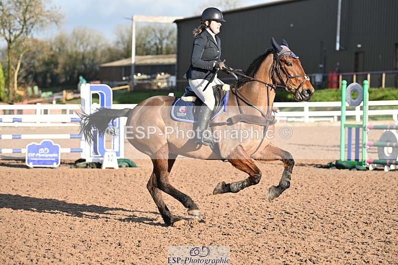 231209A-111156-01581 - Cls 11 Snr 1.05m Open