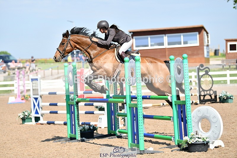 240512A-161920-19767 - Cls 44 1.05m National Am Quali