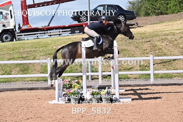 BPP_5832 - CLASS 10 THURS Nupafeeds Senior Dicovery/1m open