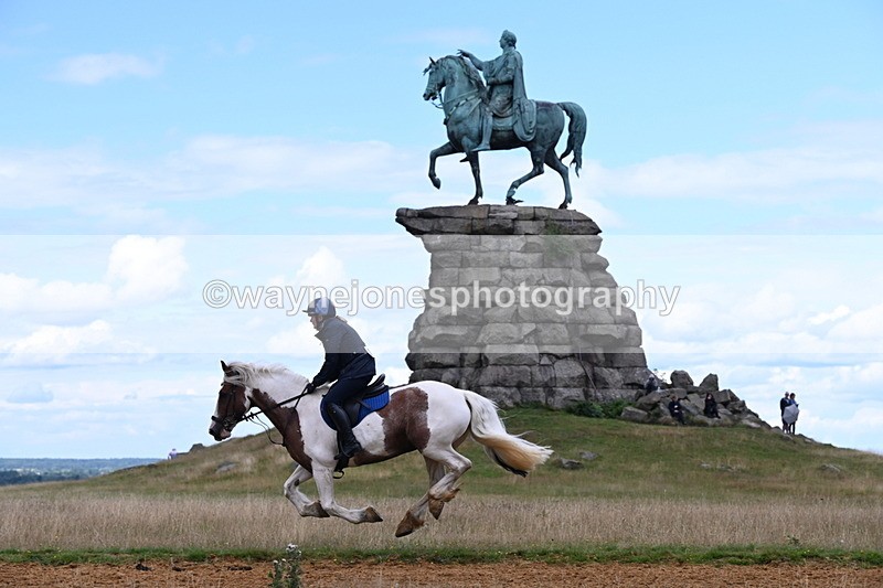 DSC_9752 - Time at Statue 15:11 to 15:58