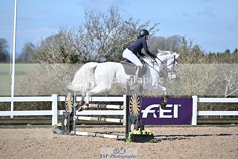 250314-113107-00324 - Cls 2 British Novice and 90cm