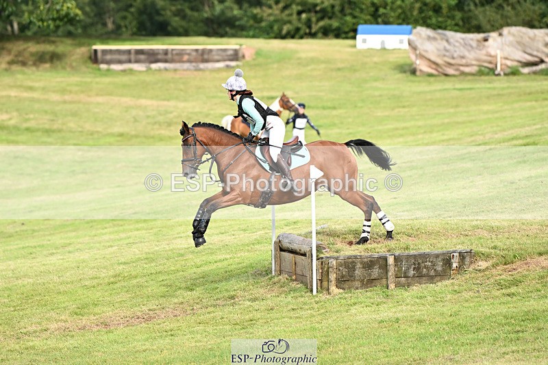 240825X-171606-37459 - 80cm XC 16.30 to 17.30