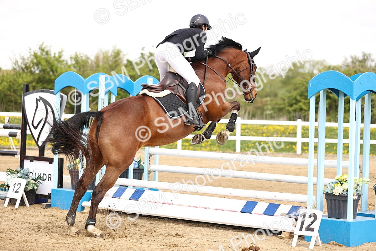 SBM_002340 - Class 11 - Senior newcomers - 1.10m