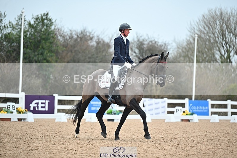 250214-115308-01183 - 132-Ben.James-Onyx.T