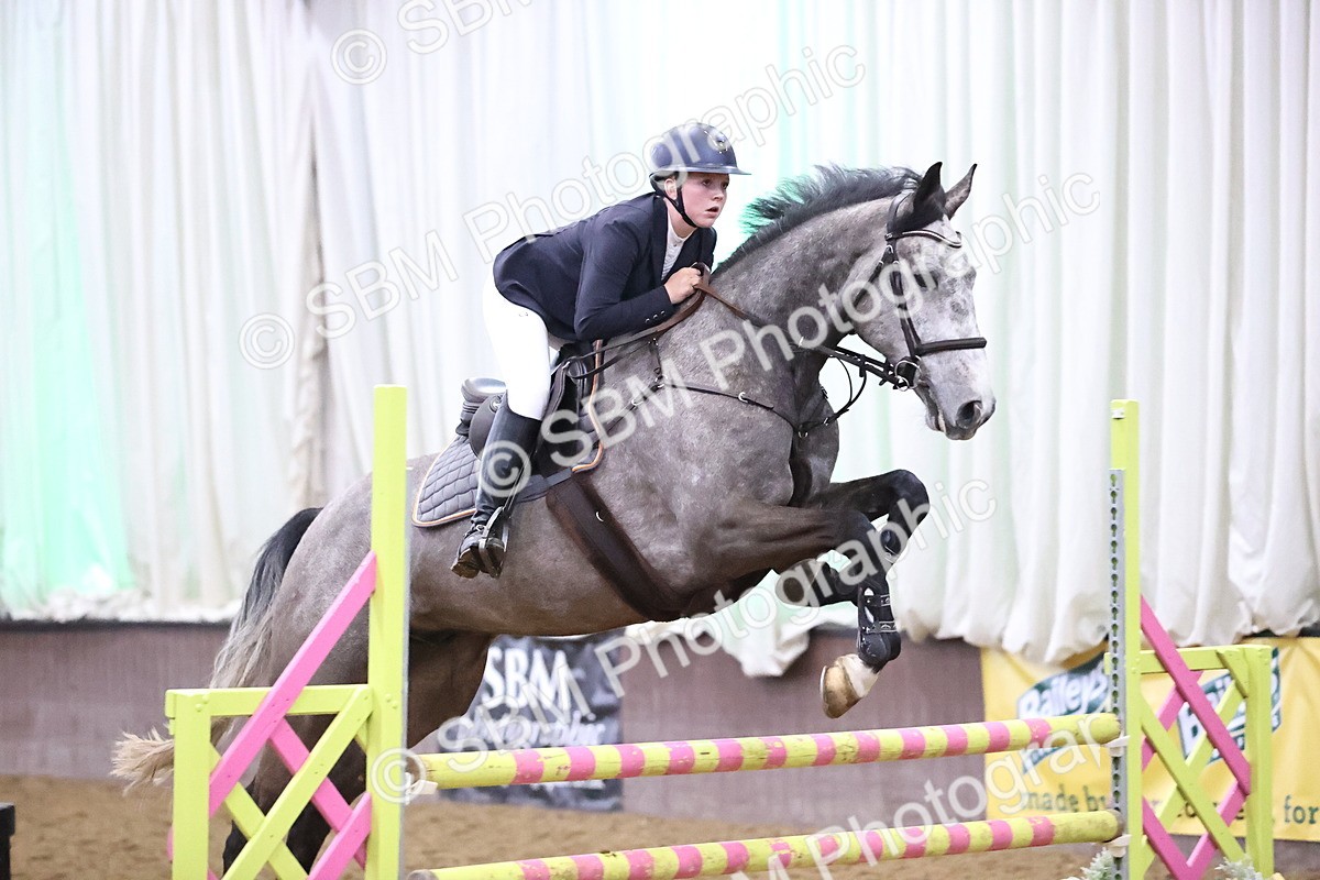 SBM_001970 - Class 10 - Senior Newcomers - 1.10m