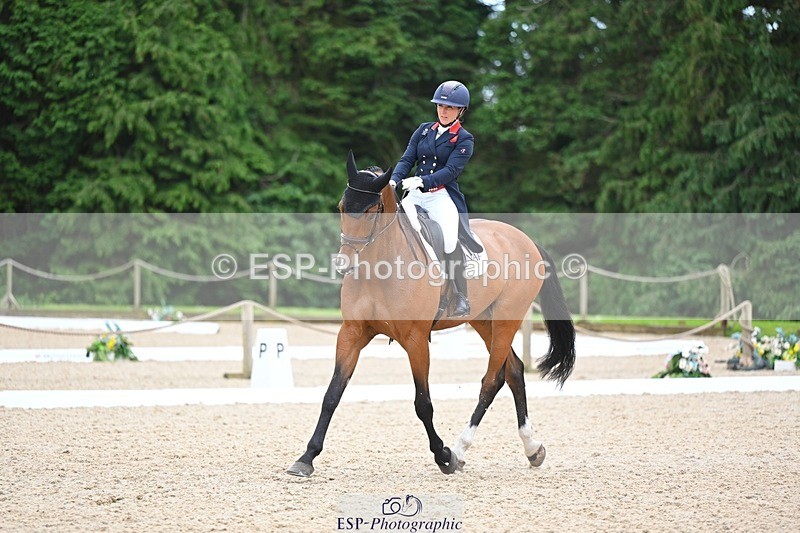 240524-113948-08970 - 520-LONDON_52-Laura_Collett