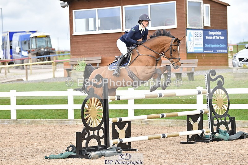 240403A-154202-01028 - Cls 5 Foxhunter and 1.20m Open