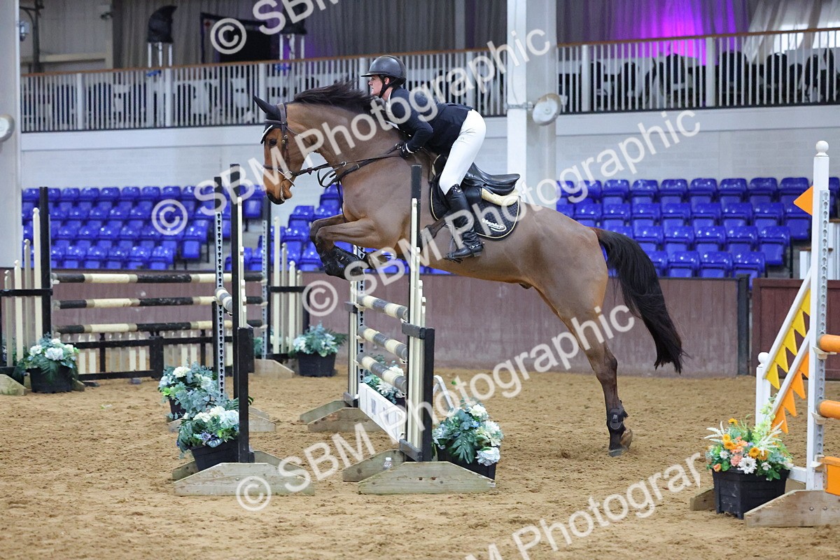 1I0A5019 - Class 9 - Senior Newcomers/ 1.10m Open