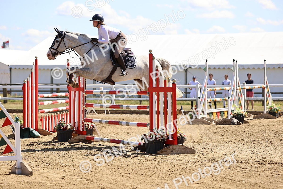 SBM_015068 - Class 16 - Senior foxhunter - 1.20m Open