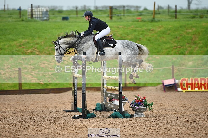 230505A-094706-02767 - Cls 20 Snr Foxhunter