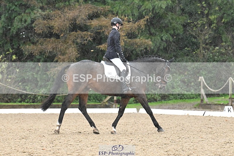 251023A-121205-02181 - B-142-Harry.Hodge