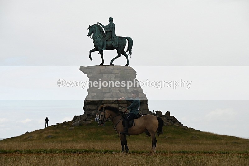 DSC_8332 - Time at Statue 13:52 to 14:33