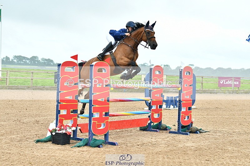 230723A-093122-10555 - Cls 4, 2 Star Small 1.30m