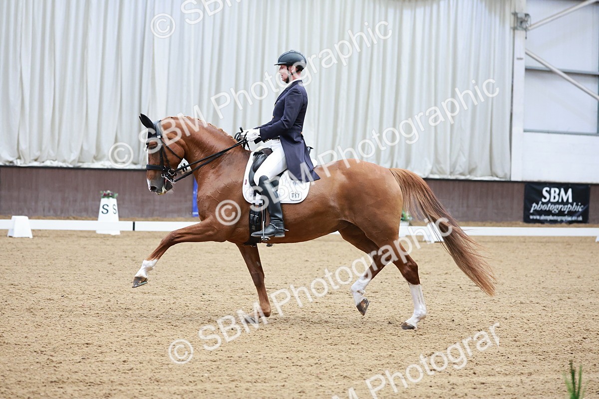 SBM_015767 - Class 5 - FEI INT II - 15.48-17.00