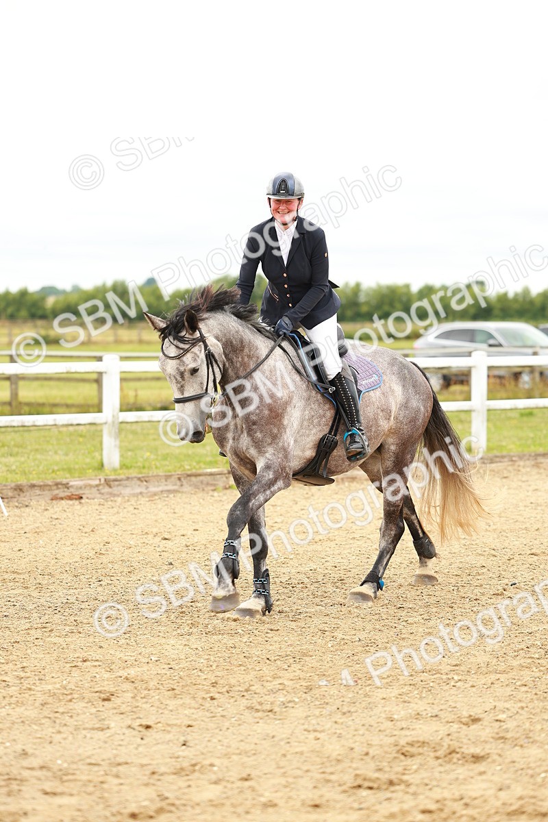 SBM_001679 - Class 9 - Senior British Novice - 90cm