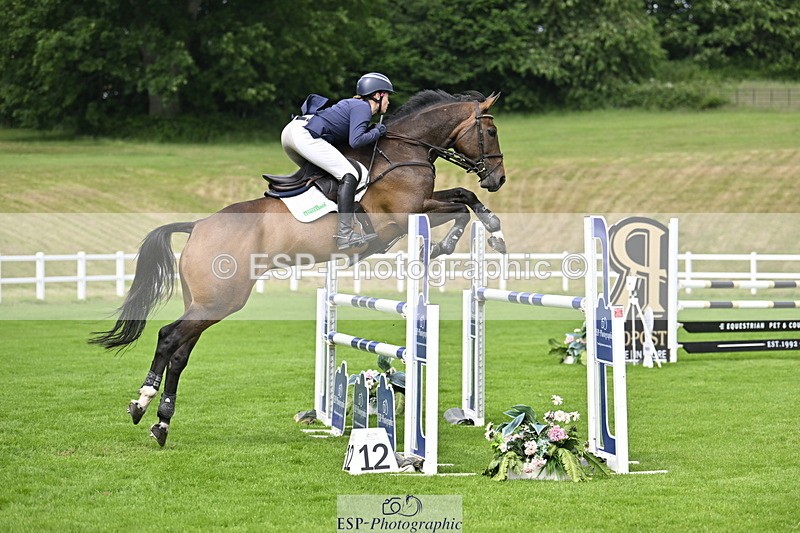 250613A-110421-00697 - Cls 1 Snr Newcomers and 1.10m Open