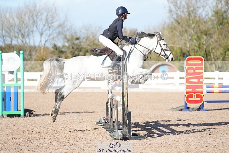 251025-133829-00572 - Cls 10 Pony Newcomers and 1m