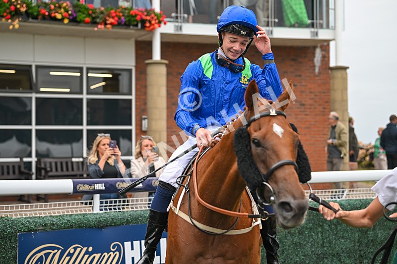 300825-Race 7-Urban Sprawl-2281 - Race 7