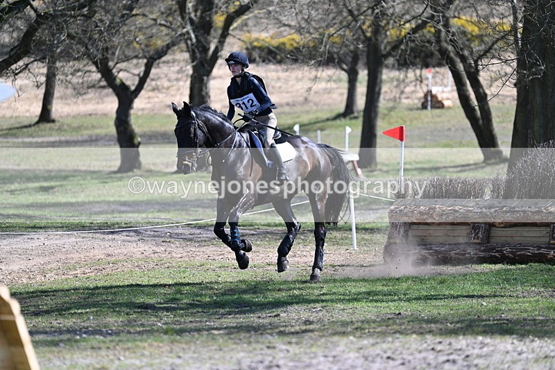 WJ7_0893 - XC Time 13:13 to 13:21