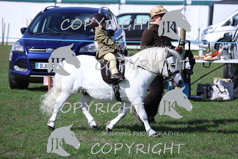 APP_3858 - Class 13 Lead rein