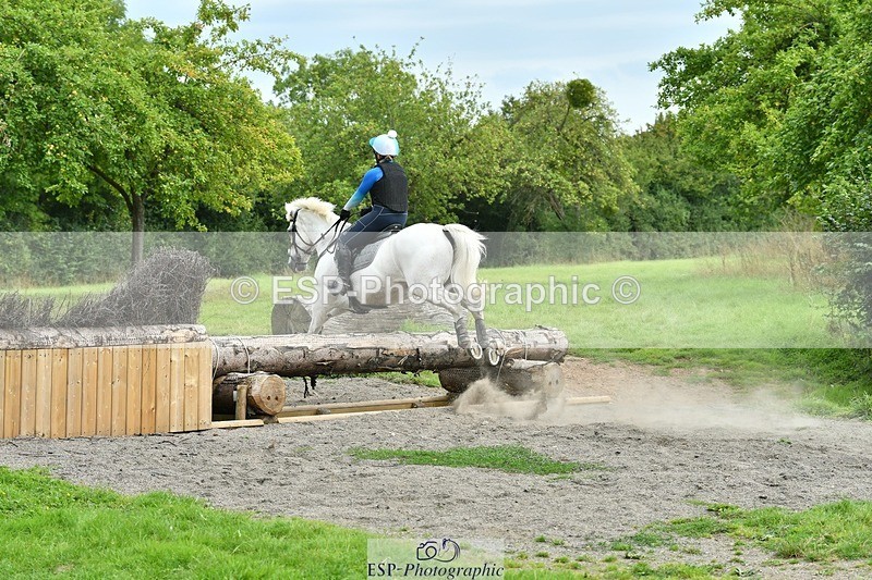 230817-152822-01511 - Theo's 2nd Group - XC