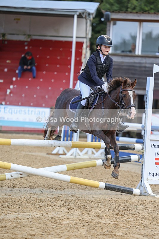 3E7A8208 - Class 4: Pony British Novice/80cm Open