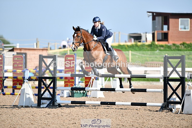 240512A-164118-19851 - Cls 44 1.05m National Am Quali