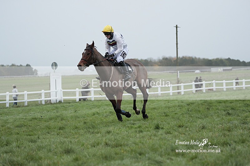 PtP 271122 818 - Hursley Hambledon Hunt Point-to-Point - Larkhill - 27/11/22