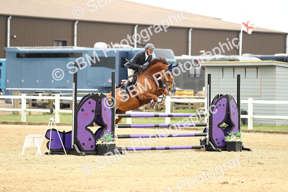 SBM_000646 - Class 3 - Senior Discovery 1m