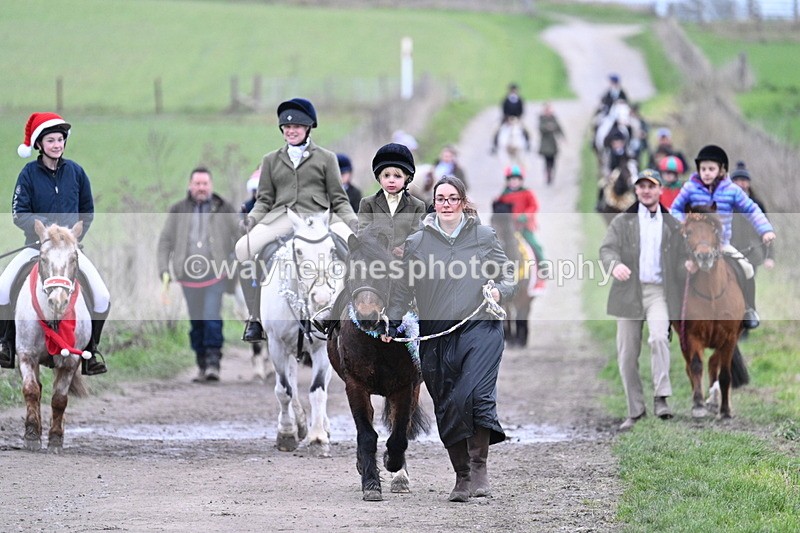 WJ7_1270 - Walk Home