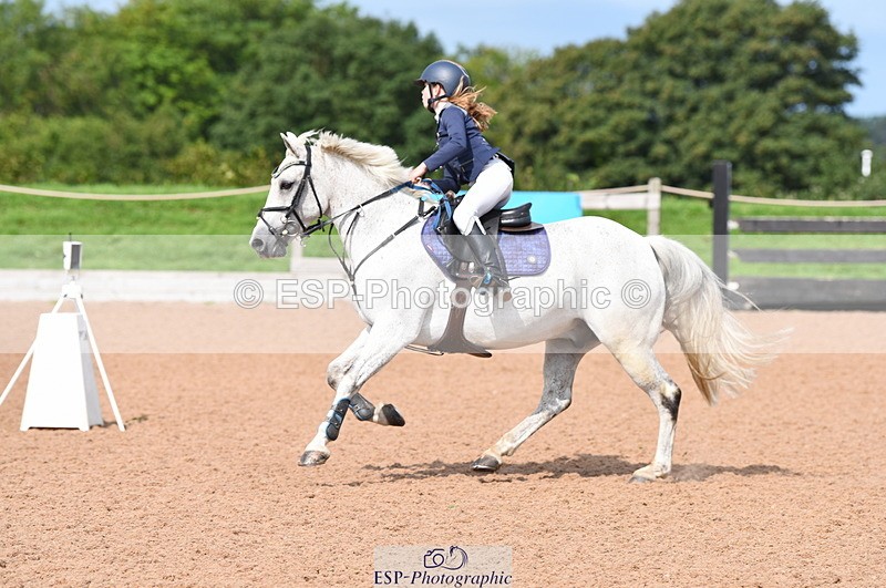 230716A-102206-01992 - Cls 35 Springboard 128cm & 138cm