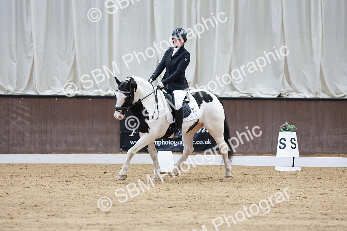 SBM_007228 - Class 6b - Novice 6 - 8.56-9.24