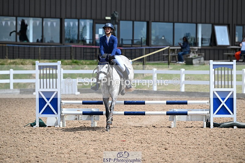 240609A-120122-04391 - Cls 23 Pony Intro 70cm