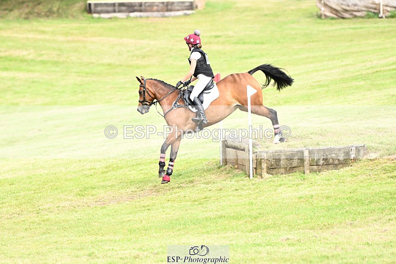 240825X-161803-36726 - 80cm XC 15.30 to 16.30