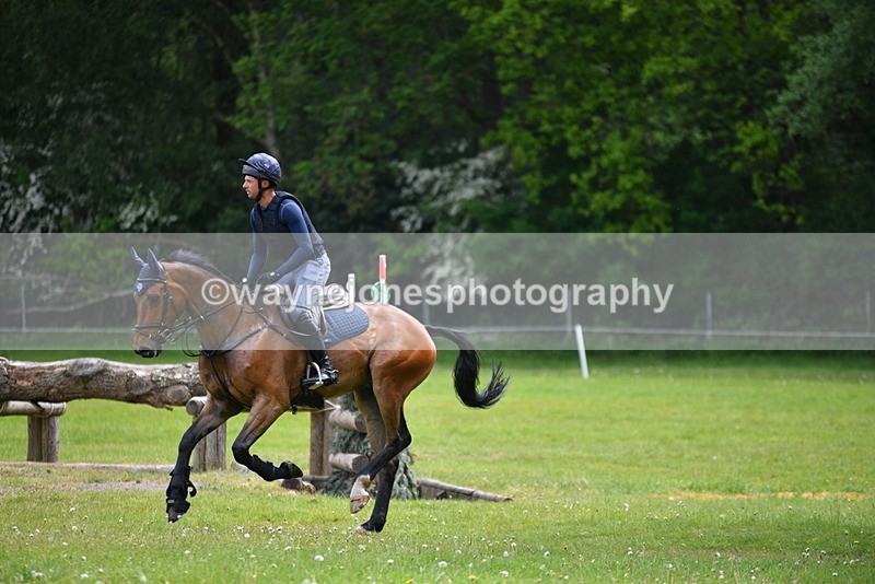 WJ5_5132 - Time 12:04 to 13:05